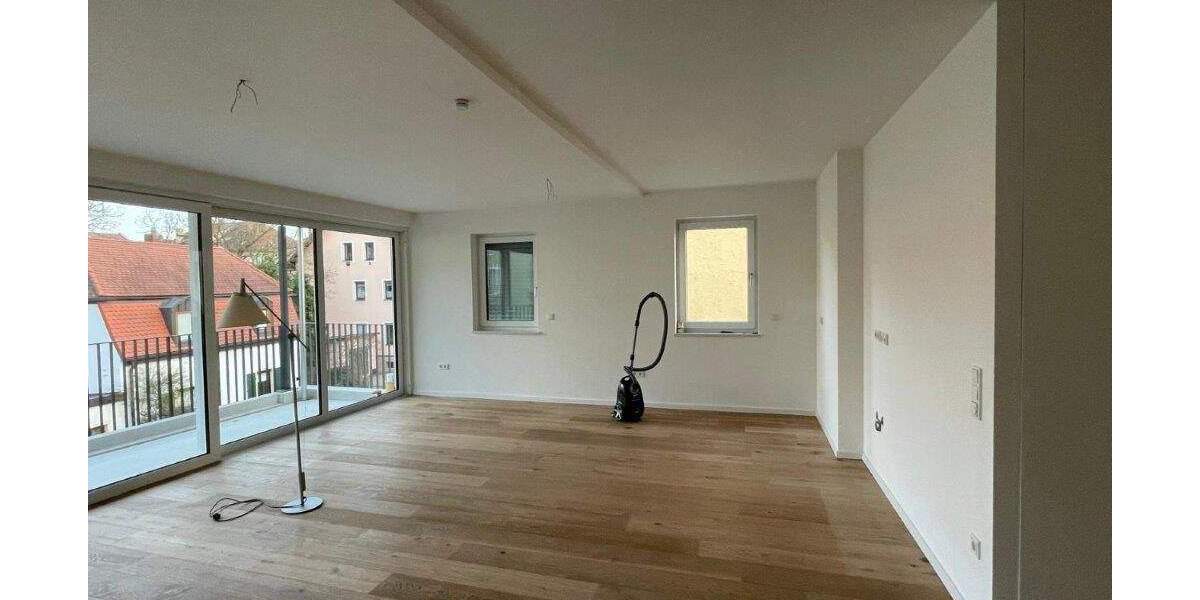 Etagenwohnung Regensburg Kasernenviertel - 4 Zimmer, 101 m&sup2;, 1.600&euro; | Angebot:25726534