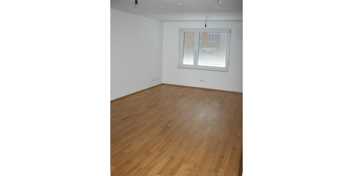 Erdgeschoßwohnung Regensburg Konradsiedlung - 2 Zimmer, 75 m&sup2;, 900&euro; | Angebot:26413860