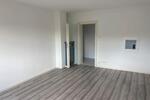Erstbezug nach Renovierung - helle 2 Zimmer Wohnung mit Balkon