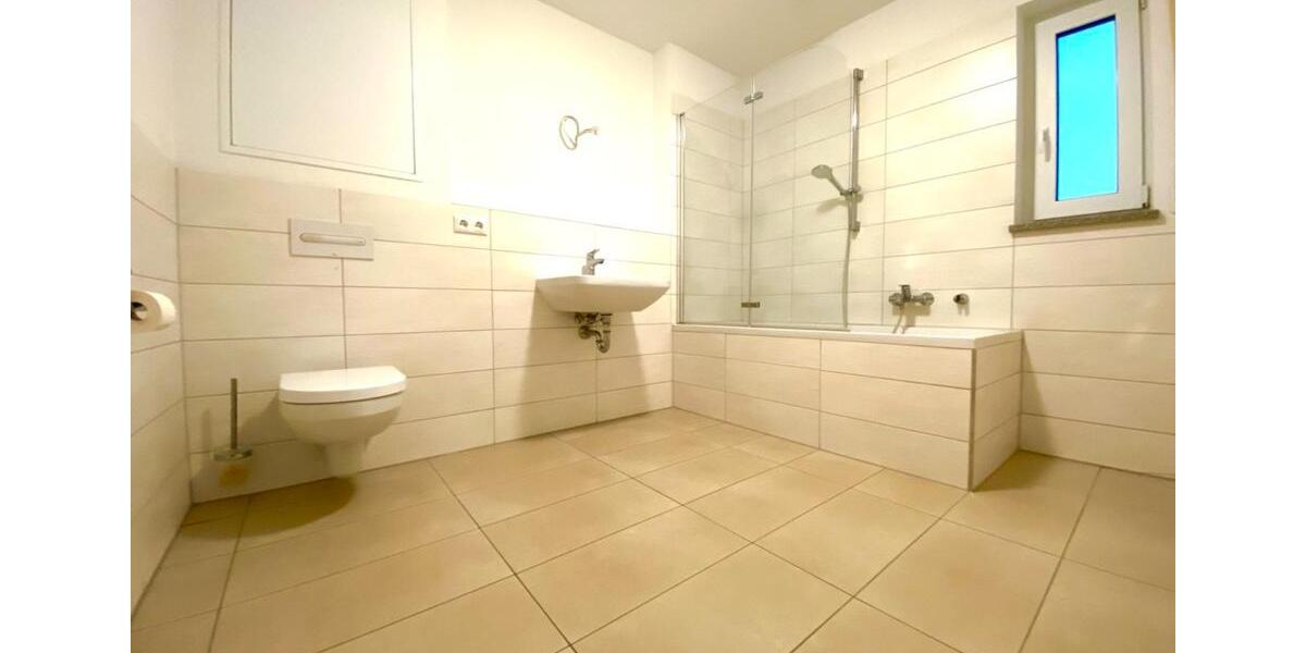 2 Zimmer Wohnung Balkone barrierefrei bahnhofsnah Nähe Regensburg 2 zimmer