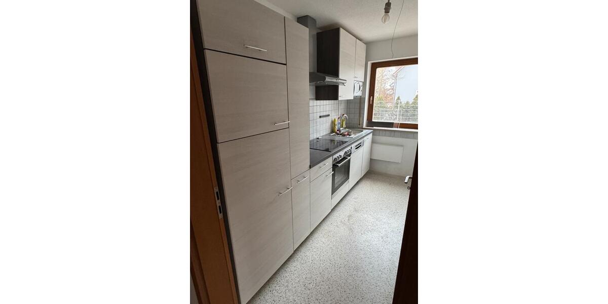 Erdgeschoßwohnung Burglengenfeld - 3 Zimmer, 81 m&sup2;, 800&euro; | Angebot:26409160