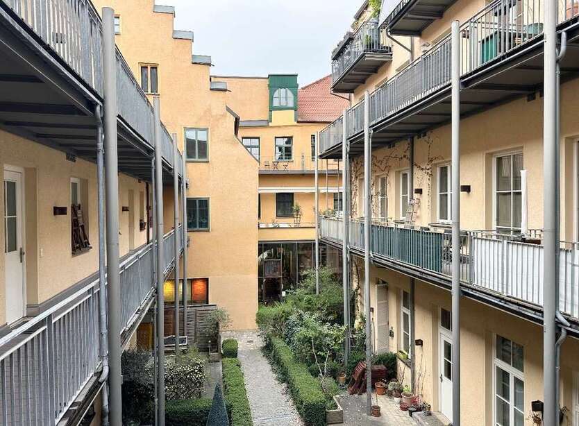 Wohnung zum Kaufen in Regensburg 300.000 € 45 m²