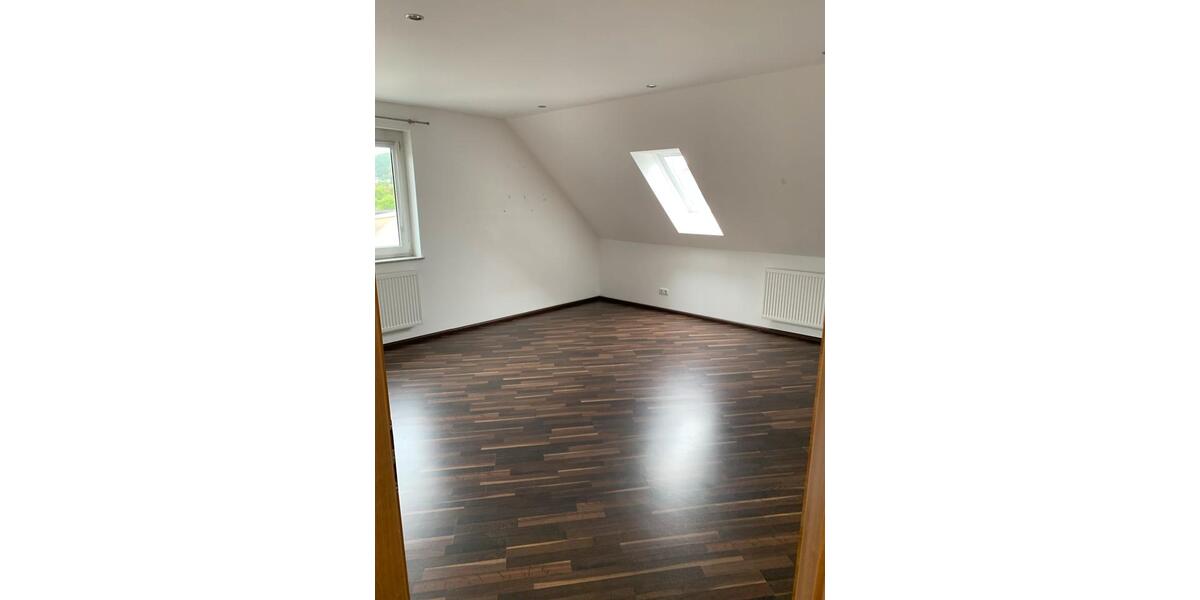 Maisonettenwohnung Kelheim - 3.5 Zimmer, 125 m&sup2;, 1.480&euro; | Angebot:27590010