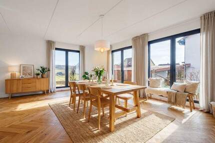 Haus Zeitlarn Neuhof - 6 Zimmer, 194 m&sup2;, 634.000&euro; | Angebot:25666474