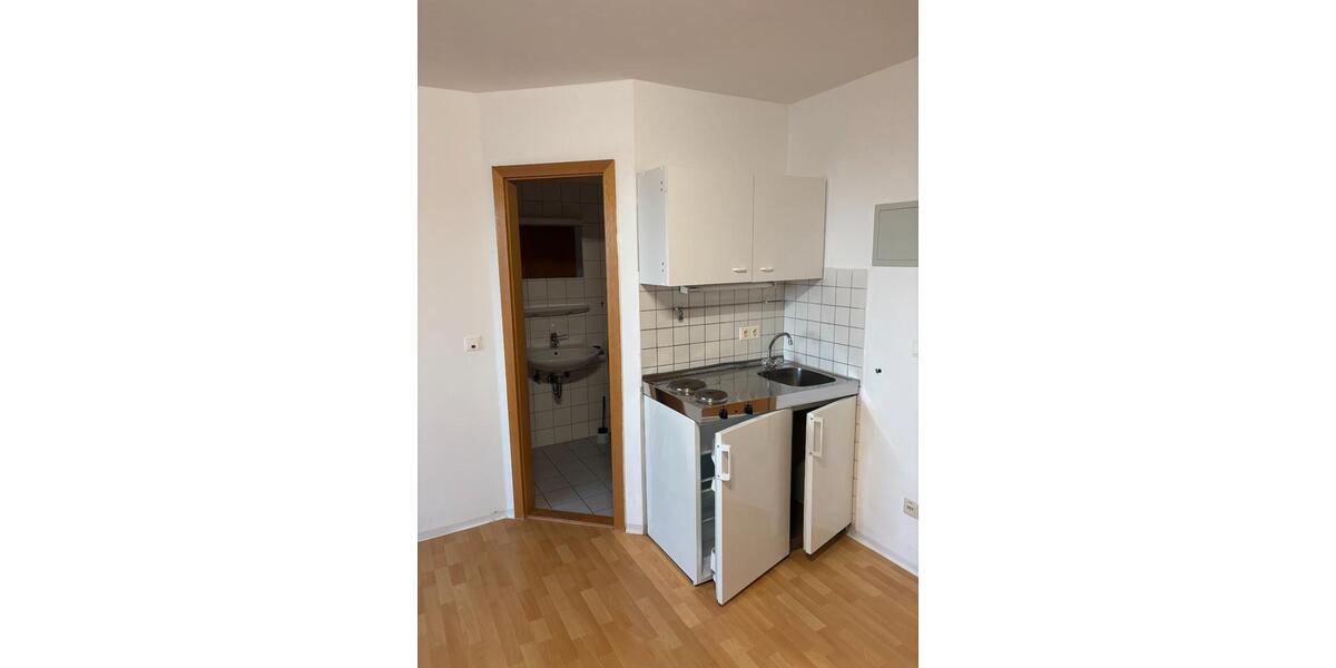 Dachgeschoßwohnung Regensburg Galgenberg - 1 Zimmer, 27 m&sup2;, 390&euro; | Angebot:26670241