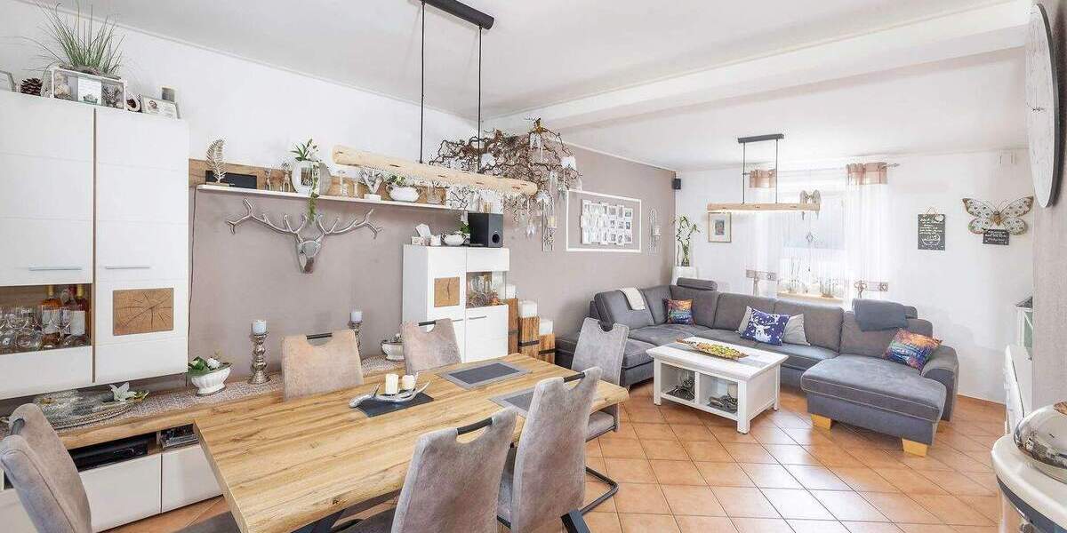 Einfamilienhaus Kelheim - 6 Zimmer, 160 m&sup2;, 550.000&euro; | Angebot:25737539