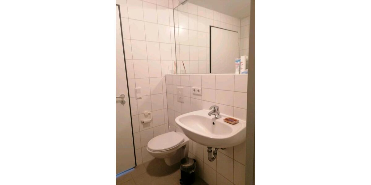 Erdgeschoßwohnung Regensburg Kumpfmühl - 1 Zimmer, 13 m&sup2;, 490&euro; | Angebot:26287022