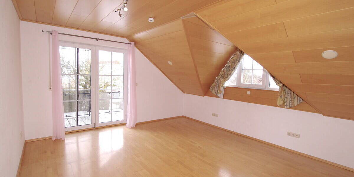 Doppelhaushälfte Lupburg - 4 Zimmer, 170 m&sup2;, 1.440&euro; | Angebot:26246679