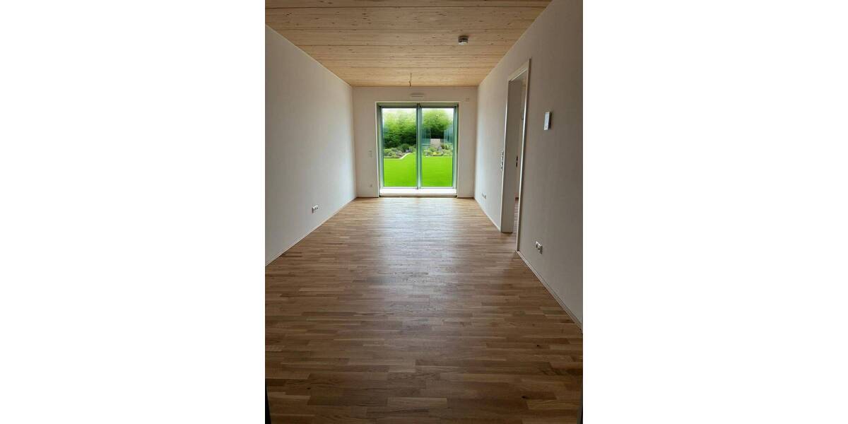 *** barrierefreie Gartenwohnung in Pentling (VIO P4)*** 3 zimmer