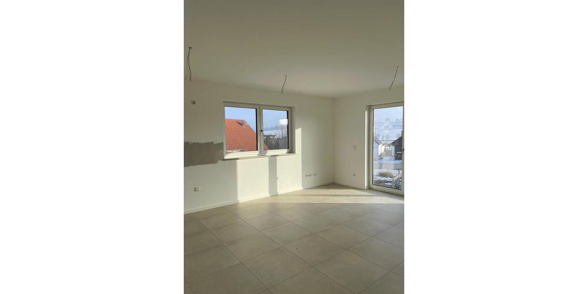 Etagenwohnung Teugn - 3 Zimmer, 80 m&sup2;, 920&euro; | Angebot:25217478