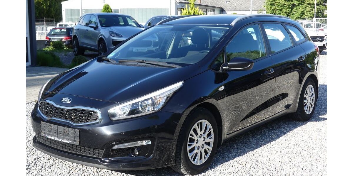 Kia ceed / Ceed 99.960 km 7.950 &euro; Regensburg 93059