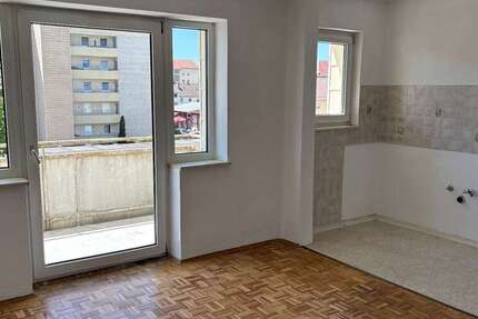 Wohnung Neutraubling - 2 Zimmer, 42 m&sup2;, 392&euro; | Angebot:26785781