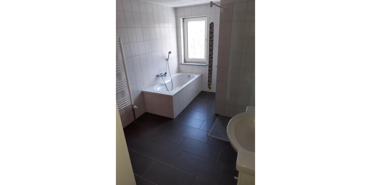 Etagenwohnung Regensburg Brandlberg - 1 Zimmer, 13 m&sup2;, 400&euro; | Angebot:24463290