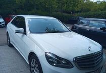 Mercedes E 220