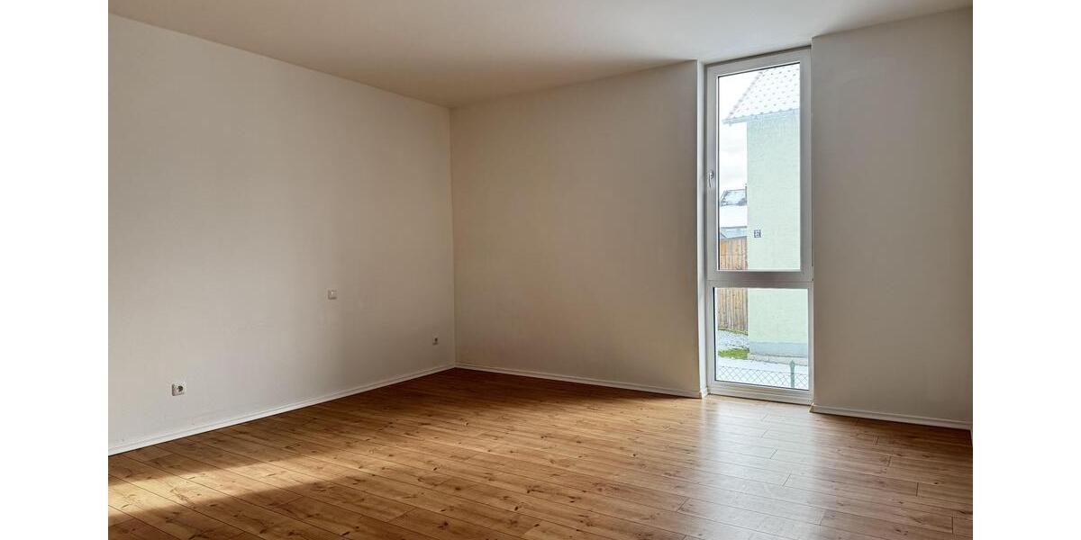 Etagenwohnung Hemau - 3 Zimmer, 90 m&sup2;, 970&euro; | Angebot:25127344