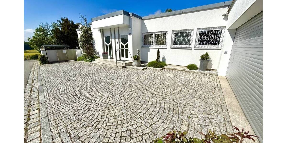 Bungalow Zeitlarn - 8 Zimmer, 340 m&sup2;, 1.375.000&euro; | Angebot:26686724