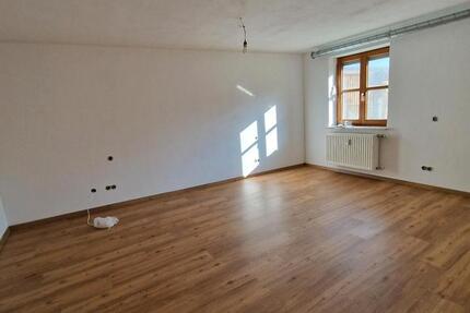 Wohnung Essing - 3 Zimmer, 85 m&sup2;, 790&euro; | Angebot:26013038