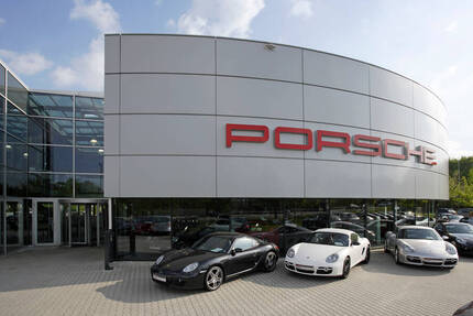 Porsche Zentrum Regensburg - RESERVIERT zimmer