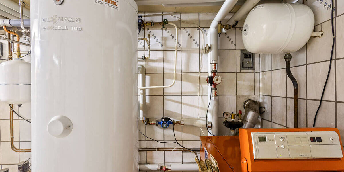 Einfamilienhaus Regenstauf - 8 Zimmer, 215 m&sup2;, 750.000&euro; | Angebot:26246318