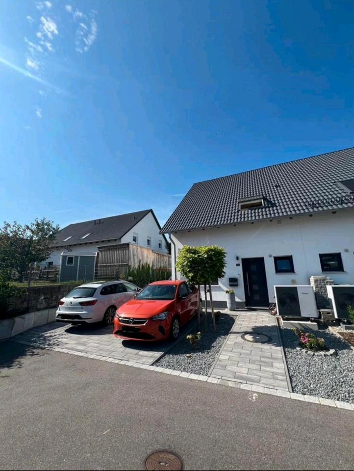 Moderne Doppelhaushälfte, Vollmöbliert, in Burglengenfeld