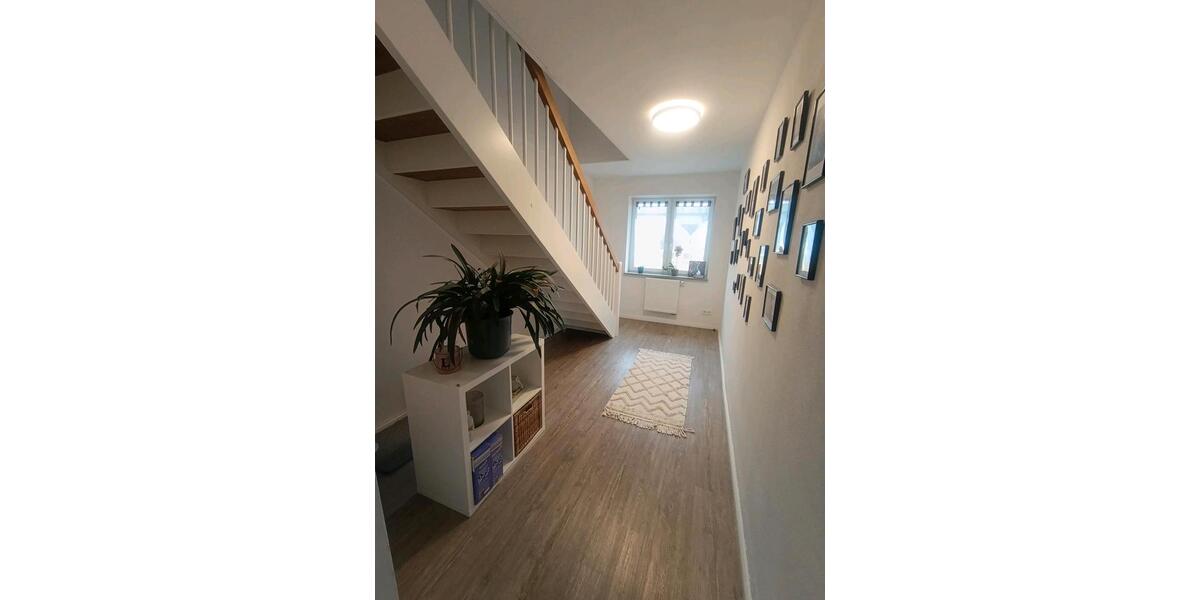 Gewerbeimmobilie mit Wohneinheit, großer Garten zimmer