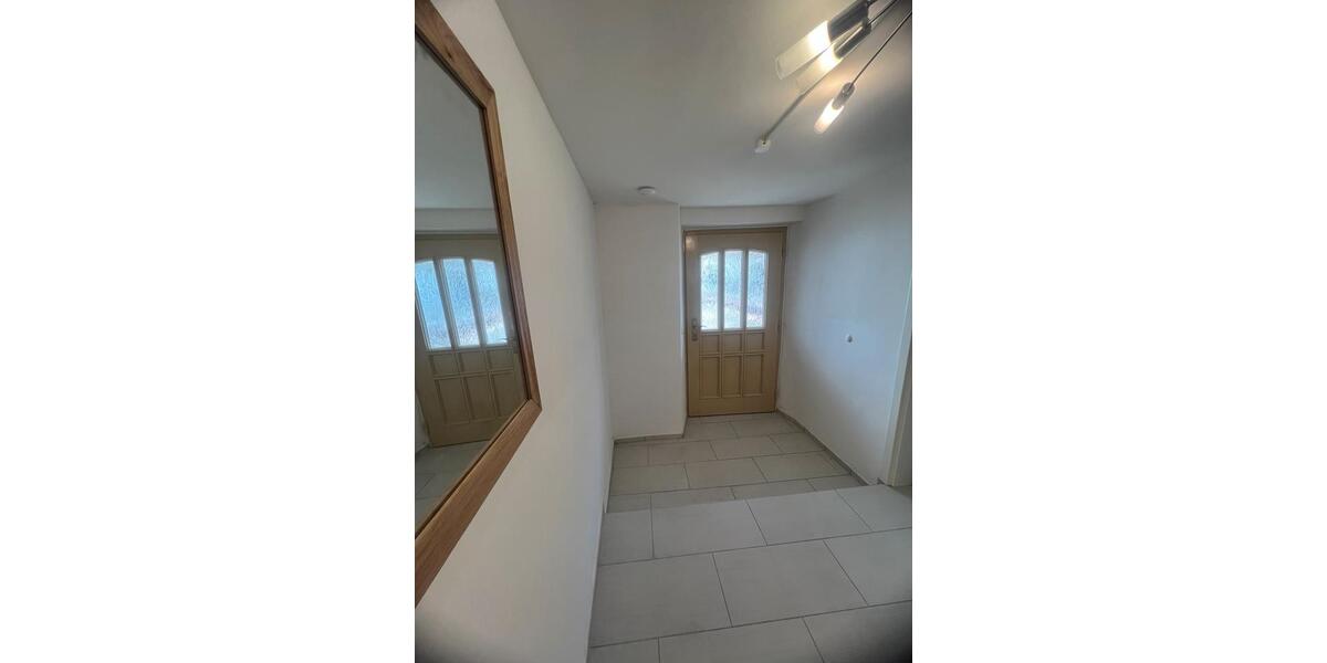 Einfamilienhaus Laaber - 4 Zimmer, 92 m&sup2;, 999&euro; | Angebot:25540024