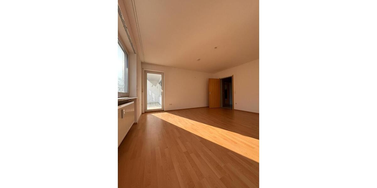 Erdgeschoßwohnung Pentling - 3 Zimmer, 108 m&sup2;, 1.180&euro; | Angebot:26443273