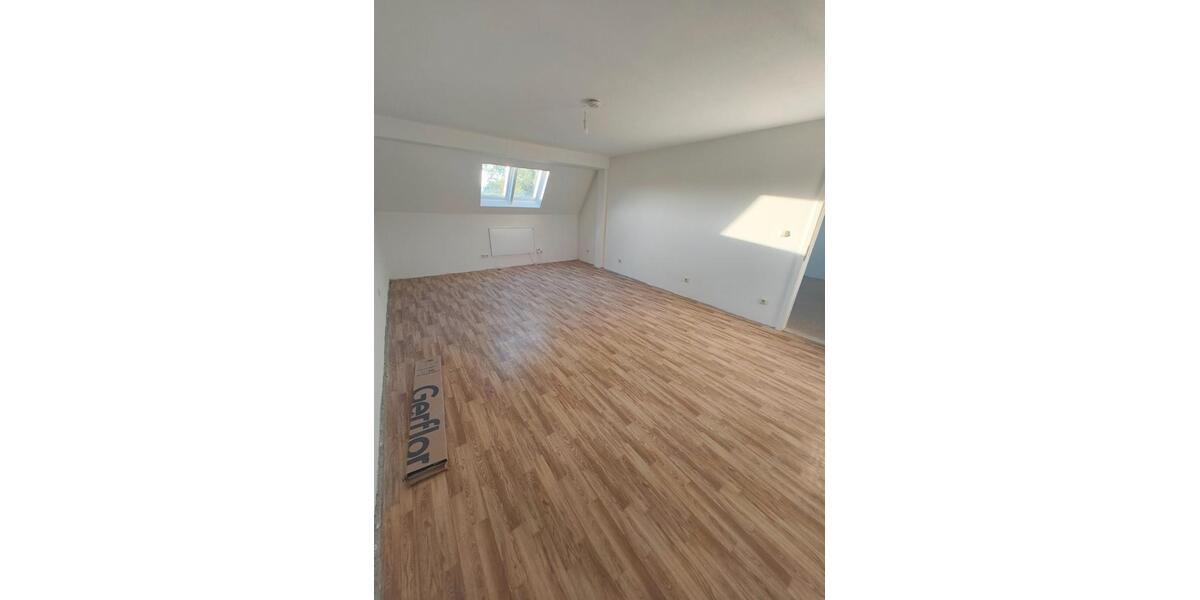 Etagenwohnung Kelheim - 4 Zimmer, 100 m&sup2;, 1.200&euro; | Angebot:27609842