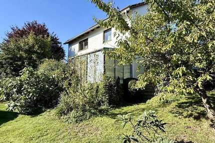 Haus zum Kaufen in Regensburg 345.000 € 185 m² 10 zimmer