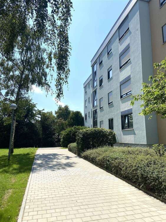Wohnung zum Kaufen in Regensburg 379.000 € 87 m²