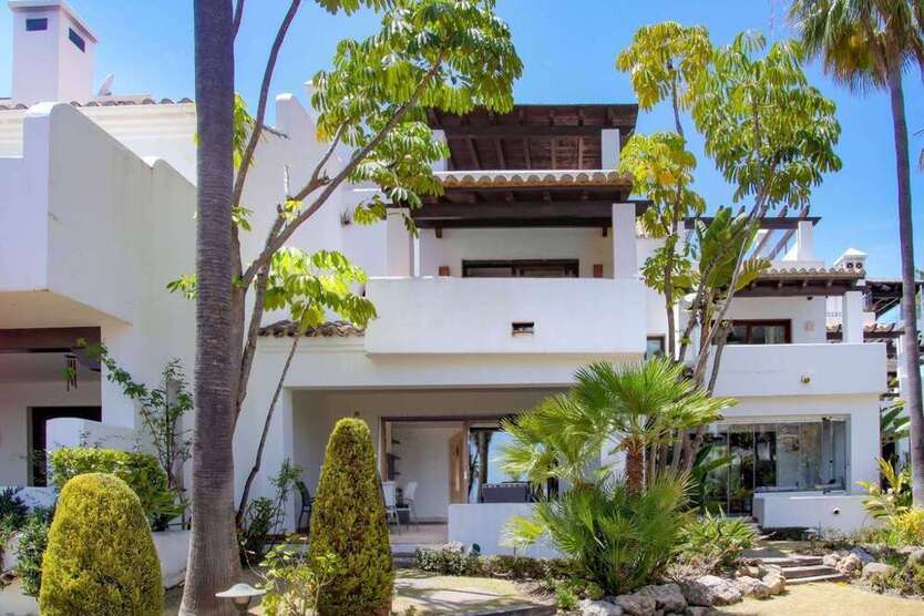 Haus zum Kaufen in Benahavís 695.000 € 180 m²