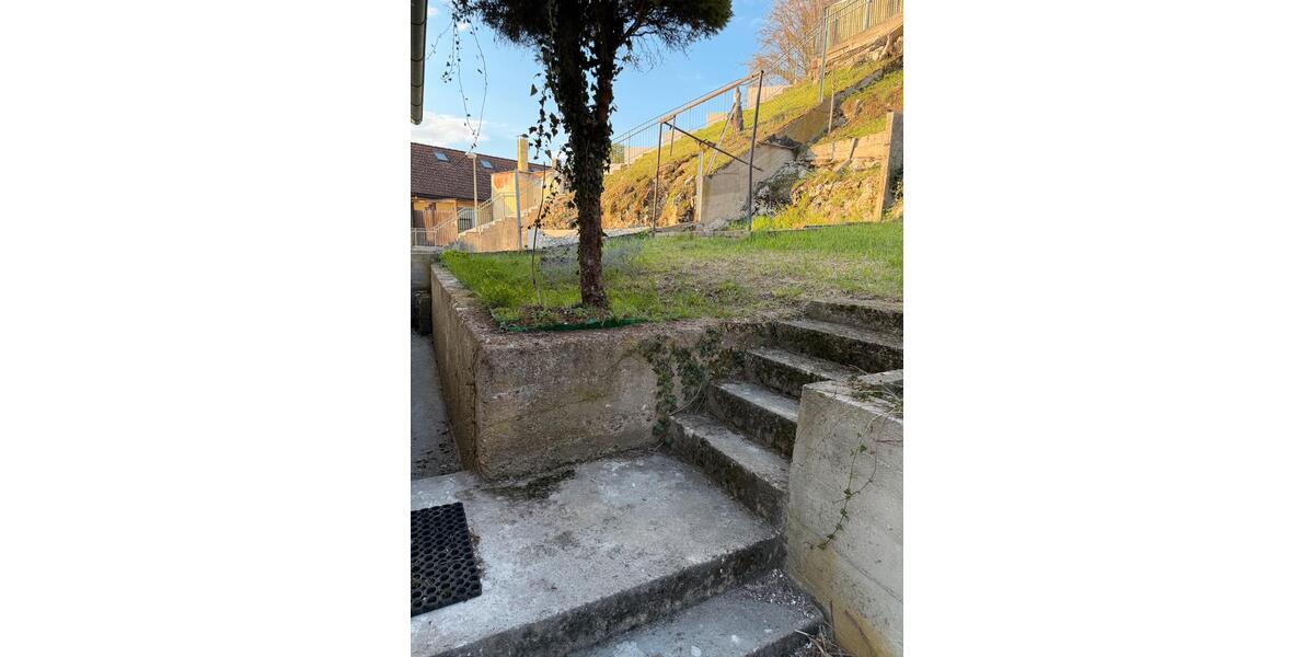 Einfamilienhaus Regenstauf - 2 Zimmer, 131 m&sup2;, 400.000&euro; | Angebot:26254359