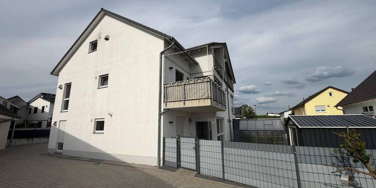 Etagenwohnung Maxhütte-Haidhof Leonberg - 3 Zimmer, 80 m&sup2;, 269.500&euro; | Angebot:26881896