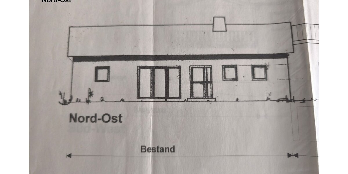 Schnäppchen-Verkauf Für Familien mit Platzbedarf 5-6 Zimmer-Wohnung WFL 140 m² mit Balkon und großem Gartenanteil mit 450 m² in guter Lage. - Etagenwohnung Laaber | Angebot:26898732