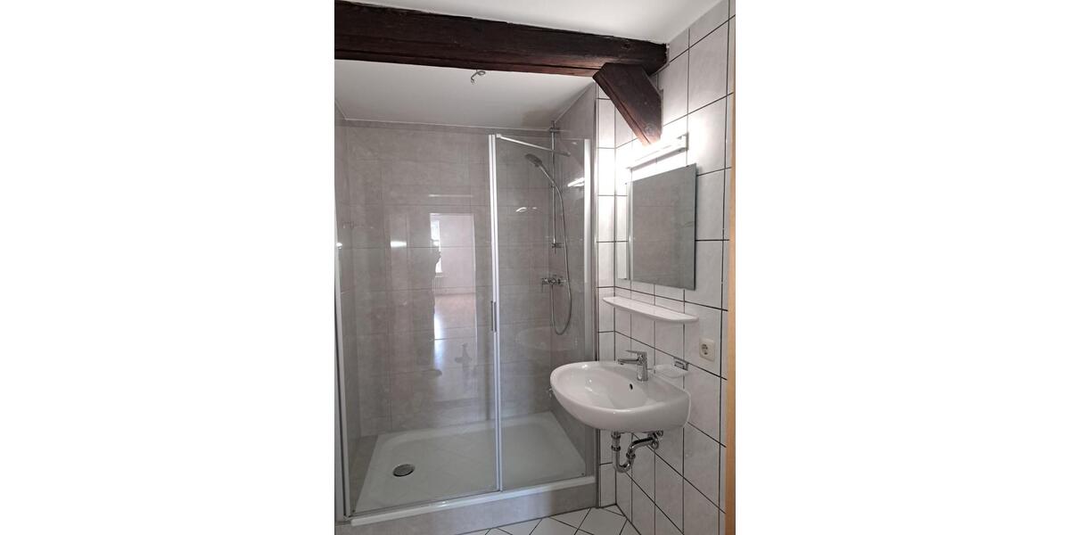 Maisonettenwohnung Regensburg Kumpfmühl - 3 Zimmer, 90 m&sup2;, 1.190&euro; | Angebot:23793843