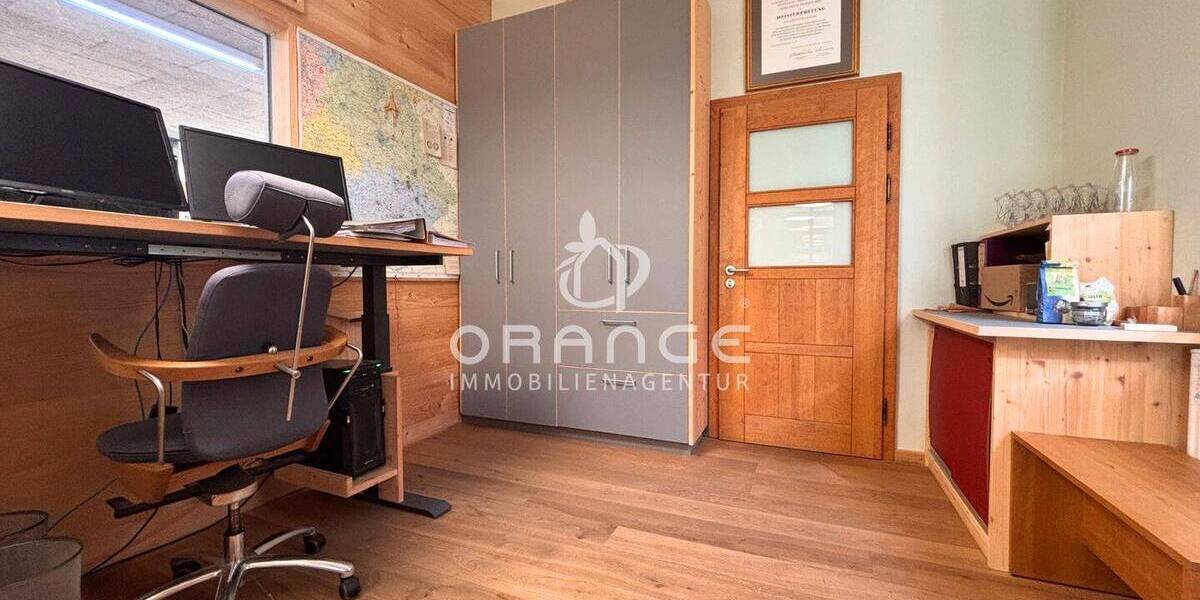 *** Moderne Gewerbefläche in Abensberg: Büro, Werkstatt, Lager - flexibel nutzbar & sofort verfügbar *** zimmer