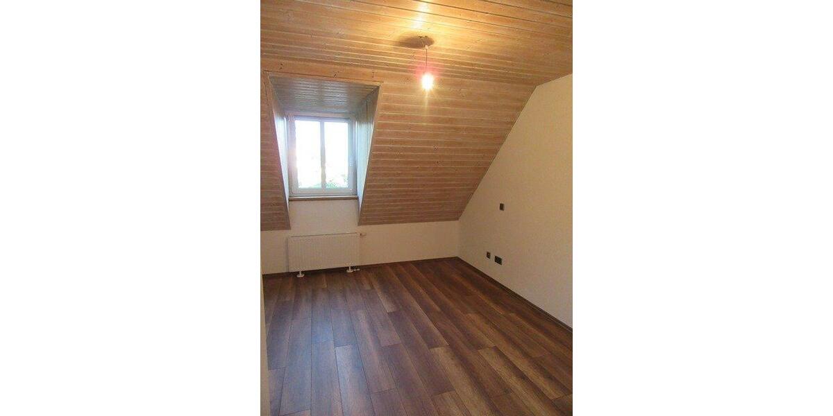 Etagenwohnung Neutraubling - 2 Zimmer, 51 m&sup2;, 218.000&euro; | Angebot:26201530