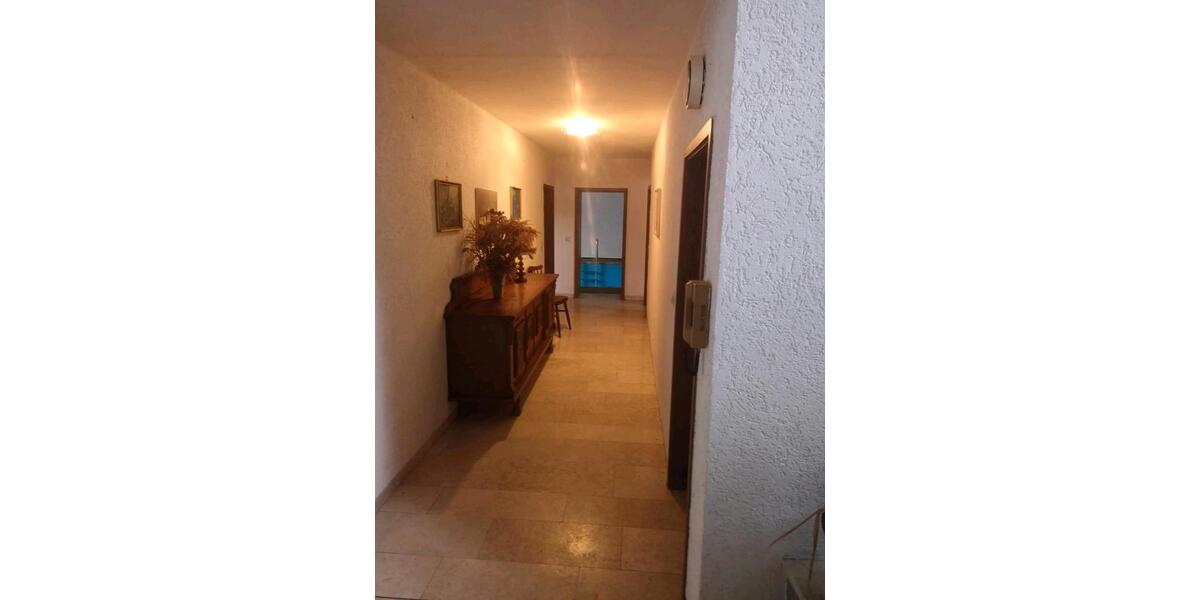 Einfamilienhaus Langquaid - 5 Zimmer, 310 m&sup2;, 425.000&euro; | Angebot:26704506
