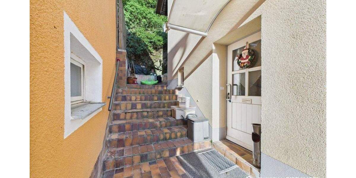 Mehrfamilienhaus, Wohnhaus Pielenhofen - 6 Zimmer, 289.000&euro; | Angebot:25745430
