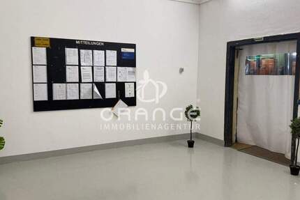 ***Lagerfläche mit kernsanierter Bürofläche - Regensburg Osten*** zimmer