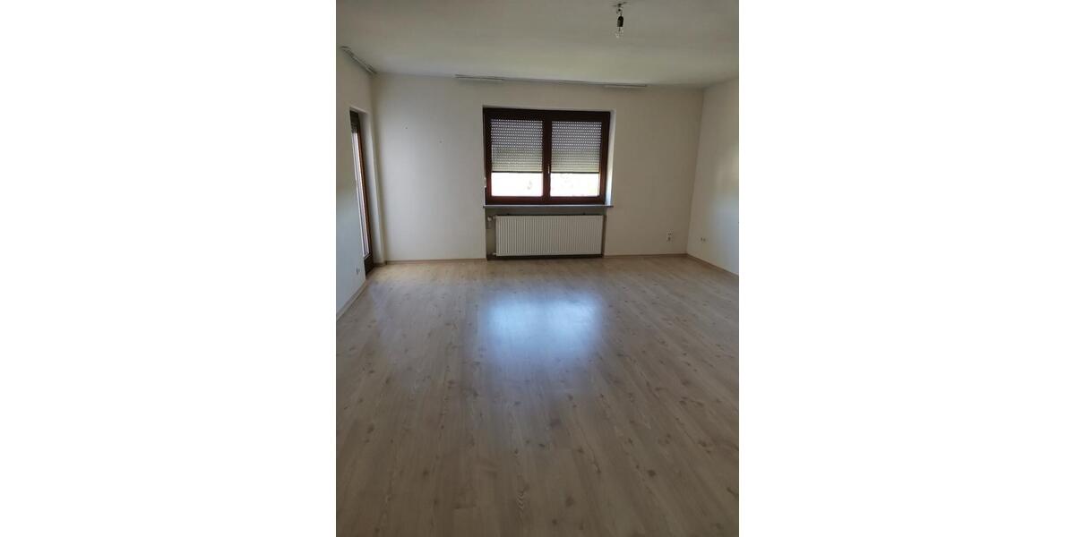 Etagenwohnung Regensburg Gallingkofen - 2 Zimmer, 75 m&sup2;, 1.195&euro; | Angebot:25546039