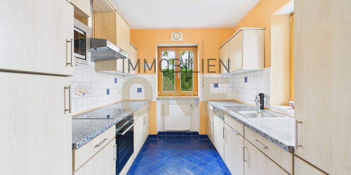 Großzügige Doppelhaushälfte mit Terrasse & Wintergarten in ruhiger Lage, Bj. 1998 6 zimmer