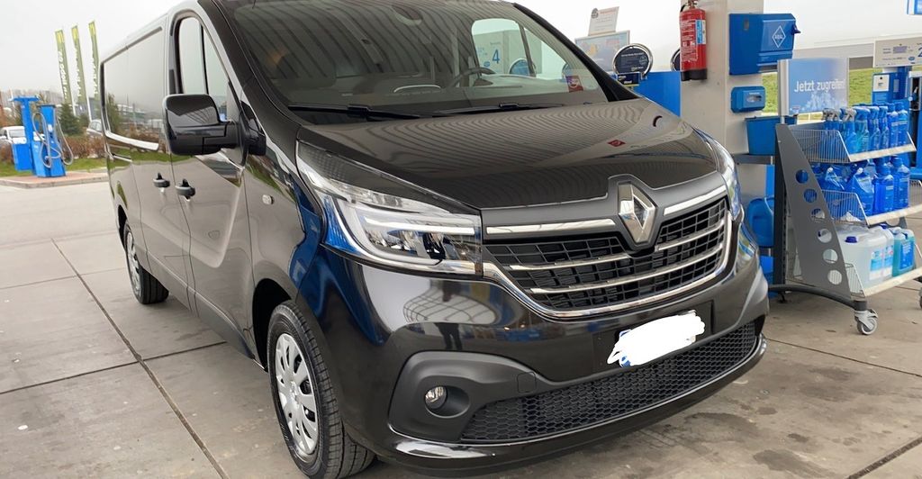 Renault Trafic 110.000 km 18.999 &euro; Regensburg 93055