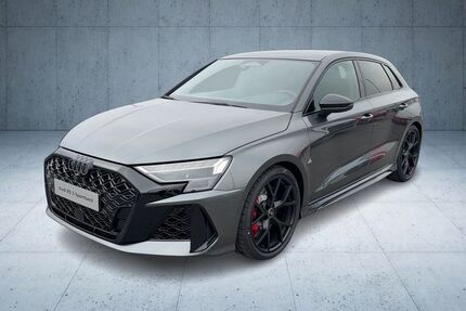 Audi RS3 9.900 km 72.740 &euro; Neutraubling 93073