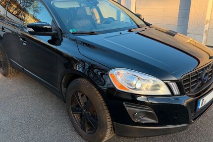Volvo XC60 182.000 km 9.500 &euro; Regensburg 93059