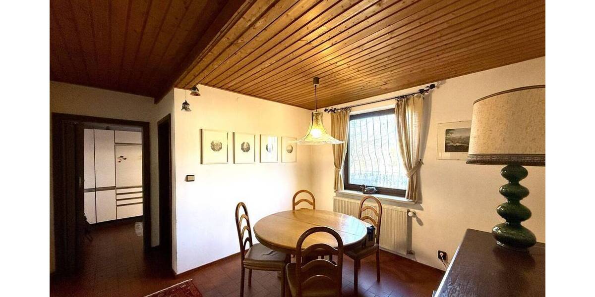 Einfamilienhaus Regensburg Westenviertel - 8 Zimmer, 145 m&sup2;, 445.000&euro; | Angebot:26190285