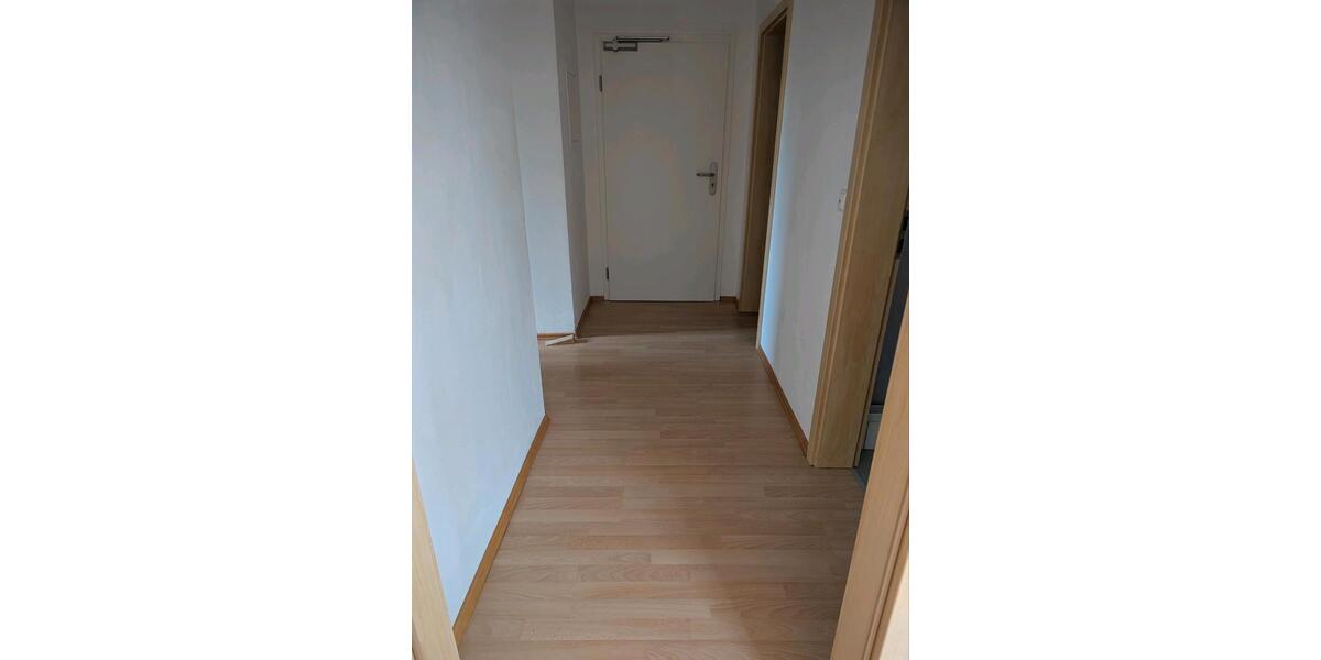 Vermiete 4- Zimmer Wohnung mit Balkon, uninähe 4 zimmer