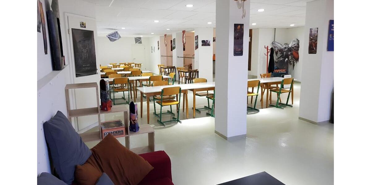 Gewerbeobjekt Neutraubling - 800&euro; | Angebot:24864449