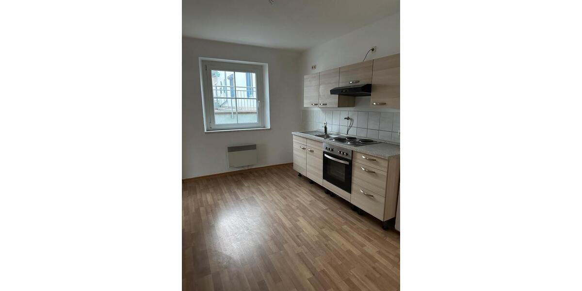 Etagenwohnung Langquaid - 3 Zimmer, 75 m&sup2;, 500&euro; | Angebot:26178361