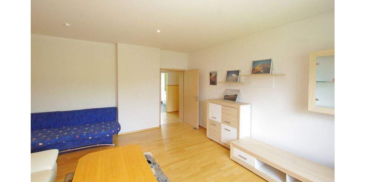 Etagenwohnung Regensburg Ostenviertel - 3 Zimmer, 87 m&sup2;, 790&euro; | Angebot:25775457